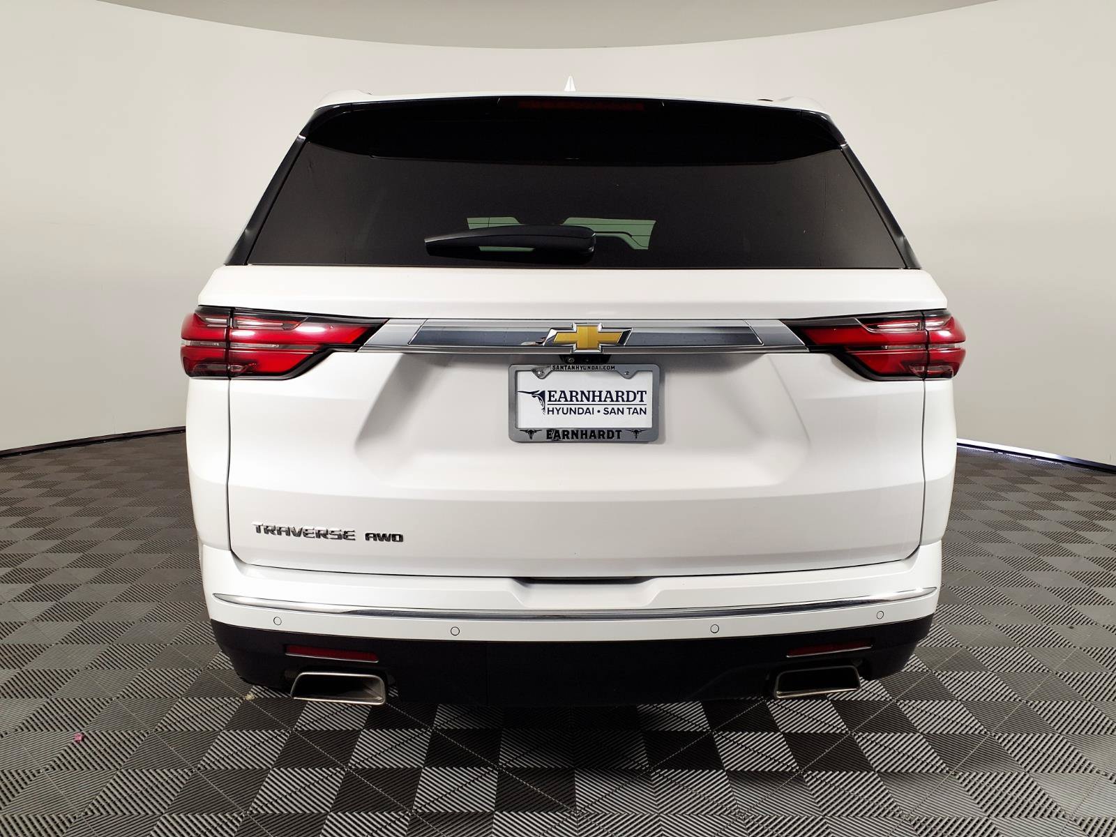 Used 2023 Chevrolet Traverse High Country AWD/4WD image 5