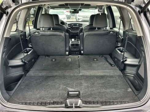 Used 2021 Honda Pilot Elite image 19