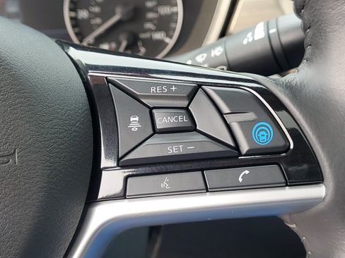 Certified 2023 Nissan Altima 2.5 SV w/ SV Premium Package AWD/4WD image 11