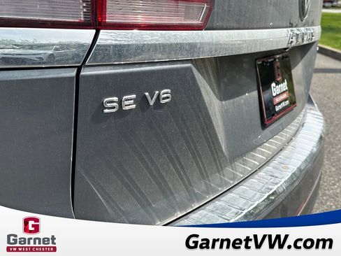 Used 2023 Volkswagen Atlas SE w/ Panoramic Sunroof Package image 13