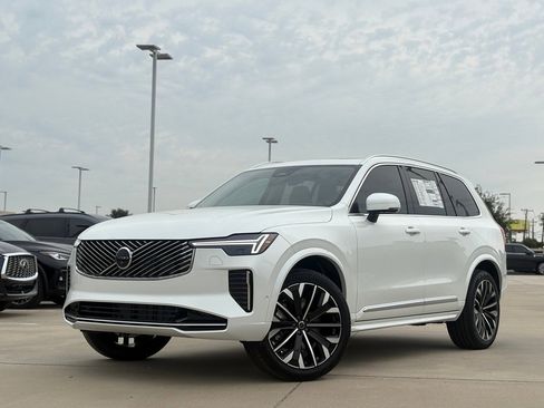 New 2026 Volvo XC90 B6 Ultra image 2