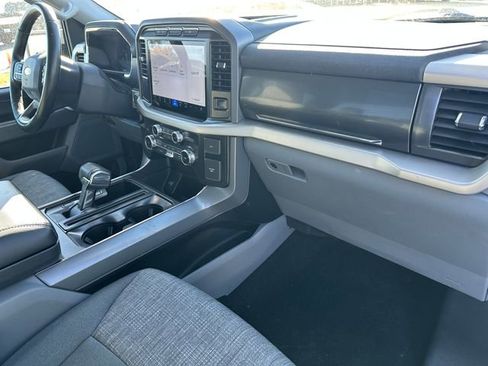 Used 2022 Ford F150 Lightning XLT image 12