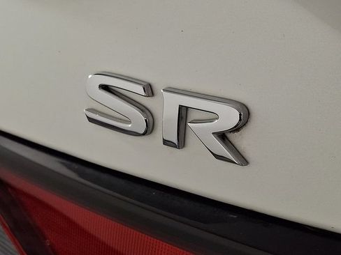 Used 2023 Nissan Sentra SR w/ SR Premium Package FWD image 32