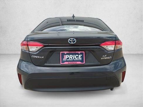 Certified 2024 Toyota Corolla LE FWD image 7