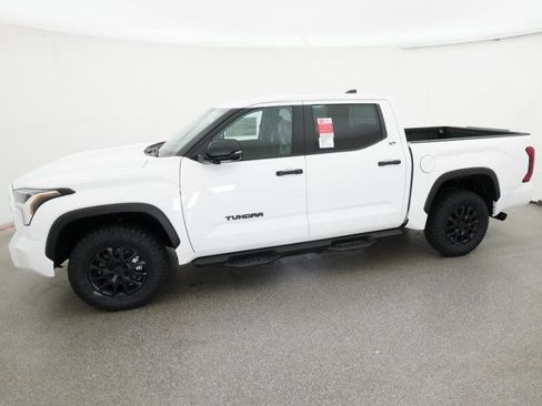 New 2026 Toyota Tundra SR5 AWD/4WD image 14