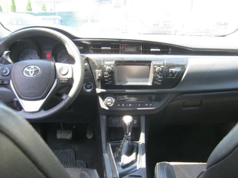 Used 2014 Toyota Corolla S w/ Driver Convenience Package FWD image 11