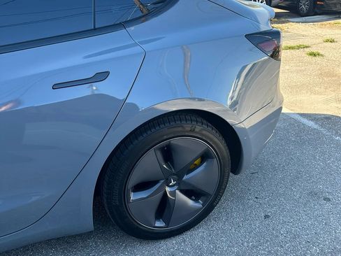 Used 2019 Tesla Model 3 RWD image 4