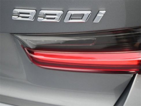 New 2024 BMW 330i Sedan w/ Convenience Package image 16