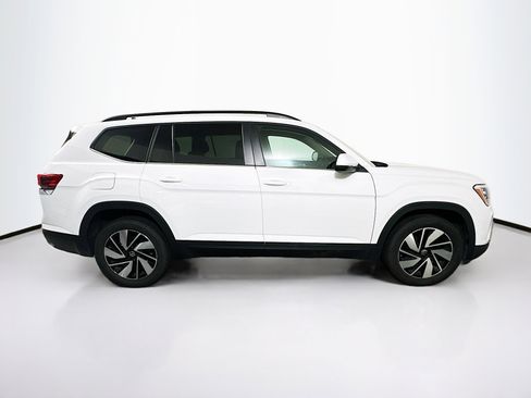 Used 2025 Volkswagen Atlas SE AWD/4WD image 10