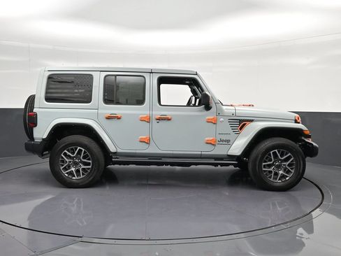 Used 2024 Jeep Wrangler Unlimited Sahara w/ Safety Group AWD/4WD image 4