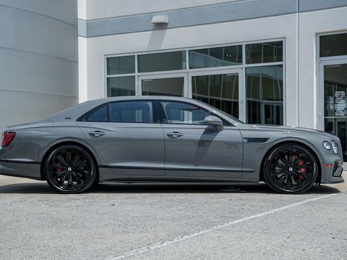 New 2025 Bentley Flying Spur Plug-In Hybrid AWD/4WD image 7