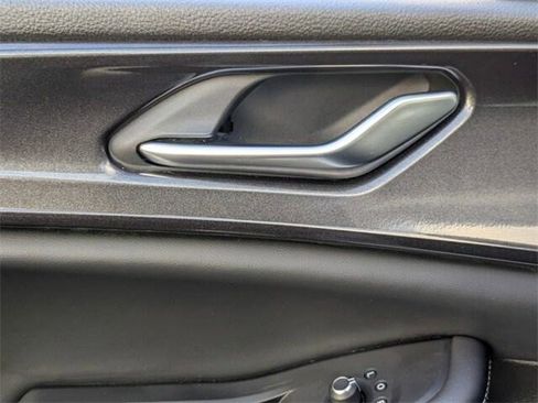 Certified 2023 Jeep Grand Cherokee Laredo image 11