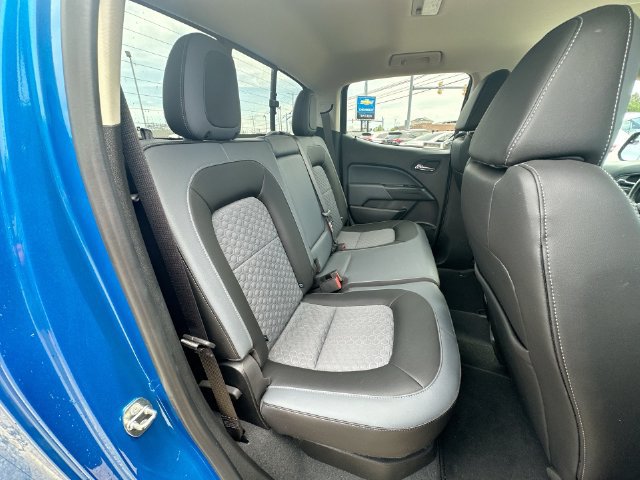 Used 2022 Chevrolet Colorado Z71 AWD/4WD image 37