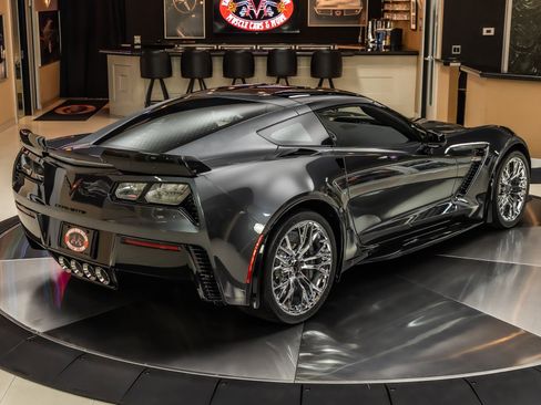 Used 2017 Chevrolet Corvette Z06 image 13