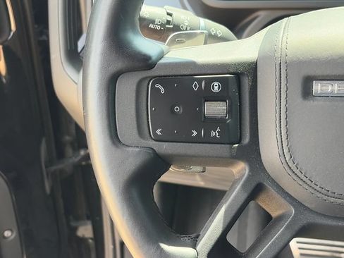 Used 2025 Land Rover Defender 110 V8 AWD/4WD image 24