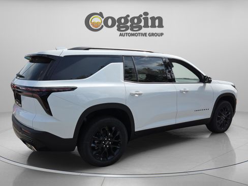 New 2026 Chevrolet Traverse LT w/ Midnight/Sport Edition FWD image 5