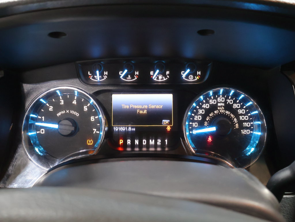 Used 2011 Ford F150 XLT w/ XLT Chrome Pkg AWD/4WD image 32