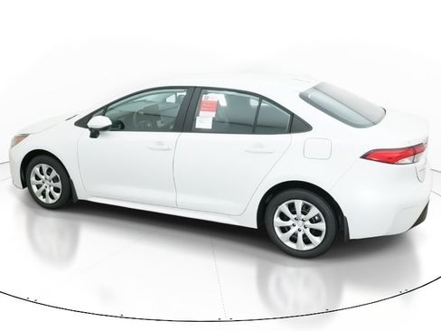 New 2026 Toyota Corolla LE image 4