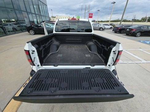 Used 2025 Nissan Frontier S image 27