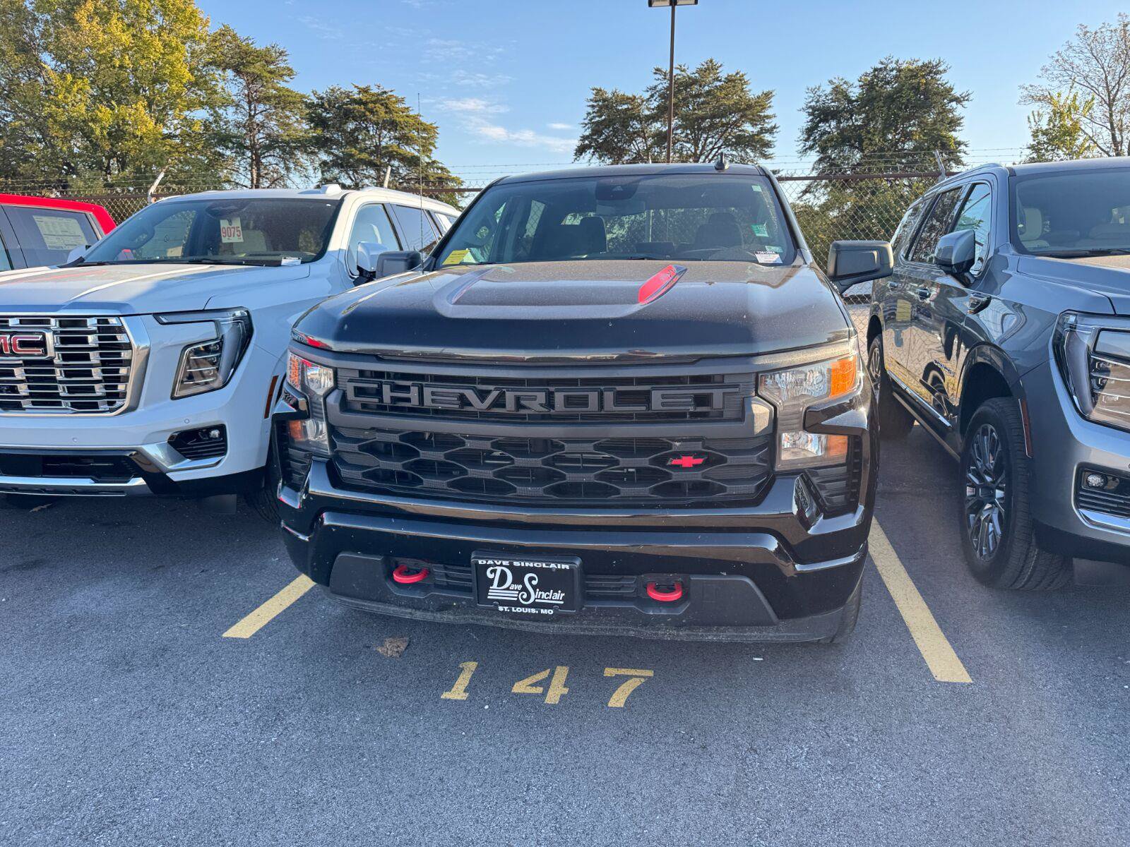 Used 2022 Chevrolet Silverado 1500 Custom w/ LPO, Dark Essentials Package AWD/4WD image 4