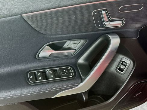 Used 2019 Mercedes-Benz A 220 4MATIC image 18