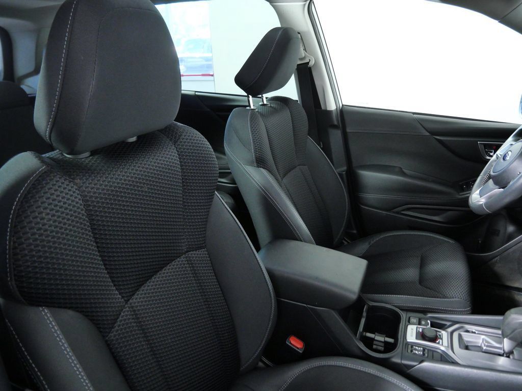 Used 2020 Subaru Forester Premium AWD/4WD image 10