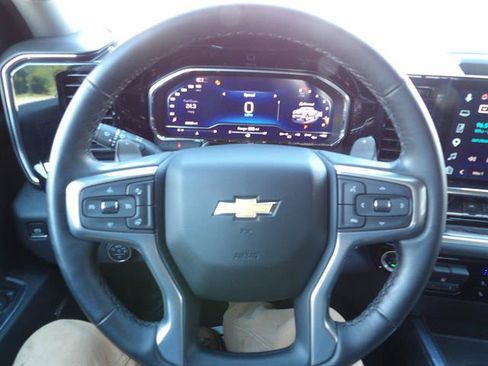 Used 2025 Chevrolet Silverado 1500 LTZ w/ LTZ Premium Package AWD/4WD image 16