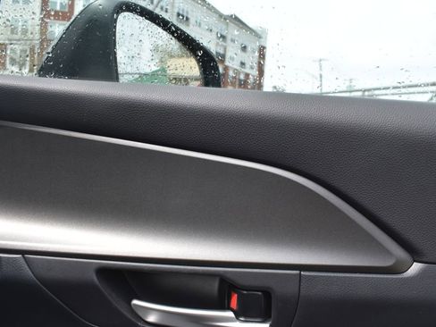 Used 2025 Toyota Grand Highlander FWD image 22