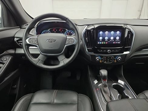Used 2023 Chevrolet Traverse RS AWD/4WD image 12