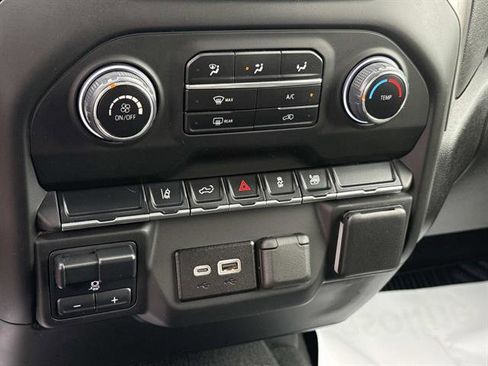 Used 2025 Chevrolet Silverado 2500 Custom w/ Custom Convenience Package image 22