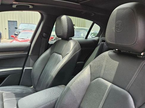 Used 2022 Alfa Romeo Stelvio Ti w/ Active Assist Plus Package image 30