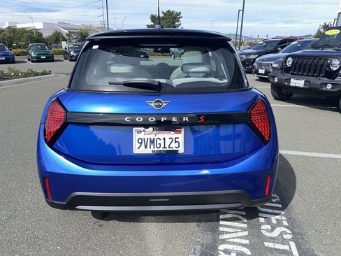 Used 2025 MINI Cooper S image 4