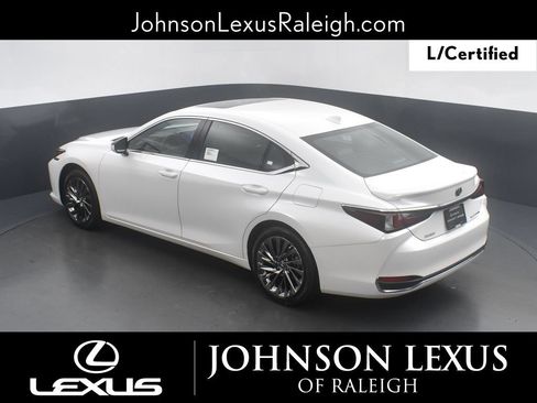 Certified 2025 Lexus ES 300h Ultra Luxury FWD image 26