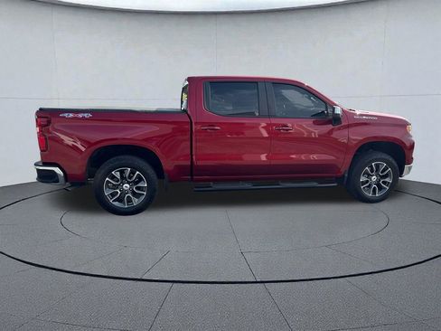 Used 2023 Chevrolet Silverado 1500 LT AWD/4WD image 3