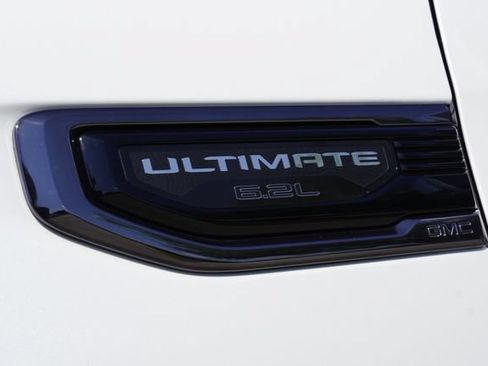 Used 2023 GMC Sierra 1500 Denali Ultimate AWD/4WD image 6