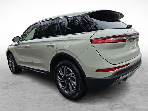 Used 2024 Lincoln Corsair AWD w/ Equipment Group 101A image 4