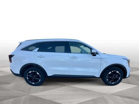 Used 2026 Kia Sorento S w/ S Panoramic Sunroof Package FWD image 9