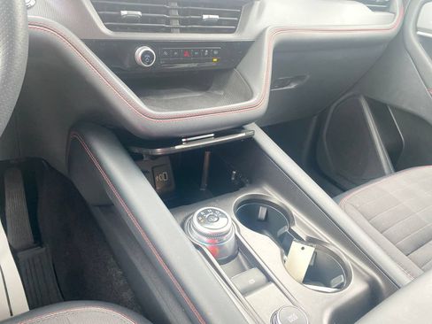Used 2025 Ford Explorer ST-Line AWD/4WD image 18