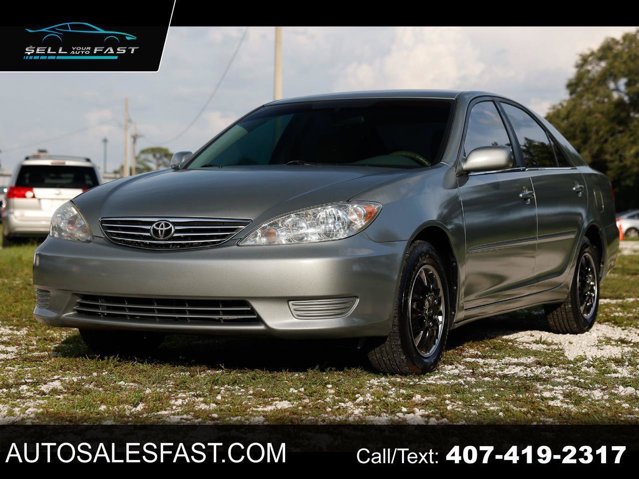 Used 2005 Toyota Camry LE FWD image 1