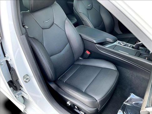 Used 2025 Cadillac CT5 Premium Luxury image 9