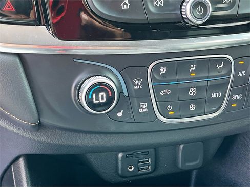 Used 2021 Chevrolet Traverse RS w/ LPO, Floor Liner Package image 21