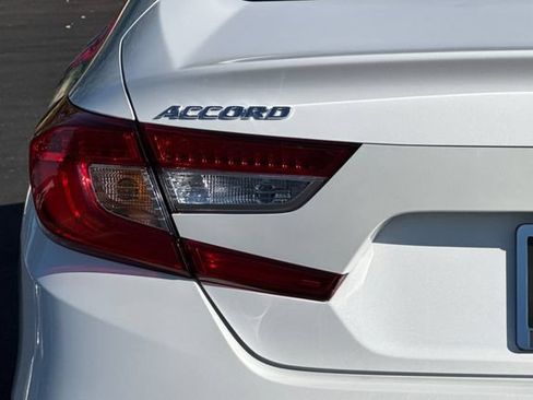 Used 2020 Honda Accord Touring image 49