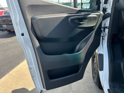 Used 2025 Mercedes-Benz Sprinter 2500 image 11