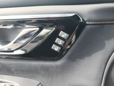 Used 2025 Subaru Forester Touring image 20