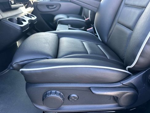 Used 2025 Mercedes-Benz Sprinter 3500 image 26