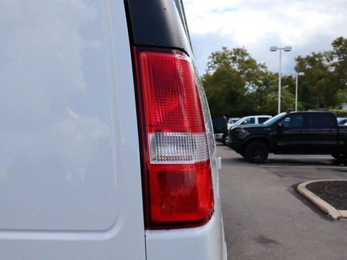 New 2025 Chevrolet Express 2500 w/ Driver Convenience Package image 27