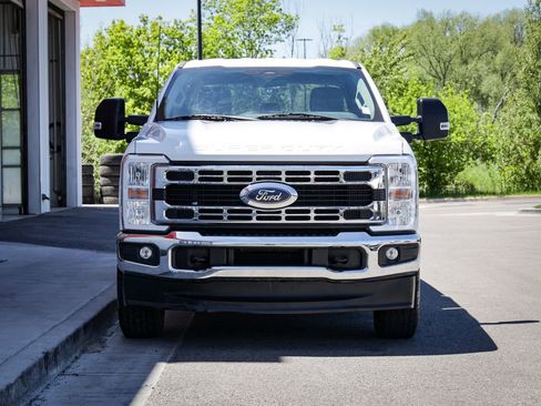 Used 2024 Ford F250 XLT w/ FX4 Off-Road Package AWD/4WD image 9