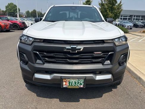 Used 2024 Chevrolet Colorado Trail Boss w/ Advanced Trailering Package AWD/4WD image 6