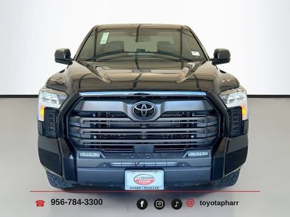 New 2026 Toyota Tundra SR5 w/ SR5 Premium Package