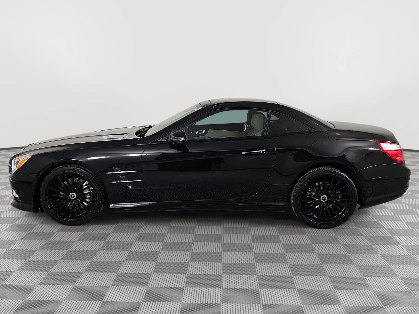 Used 2016 Mercedes-Benz SL 400 image 5